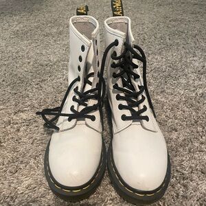 Dr. martens